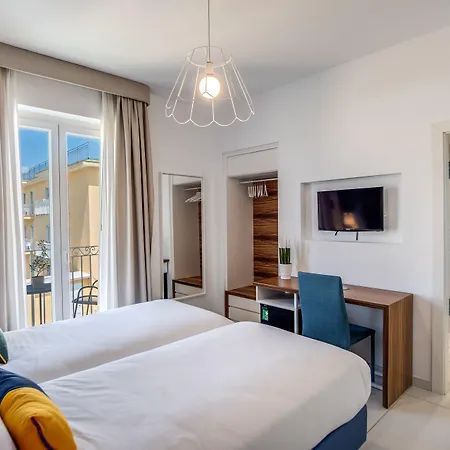 Hotel Florida 3*
