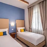 Florida Hotel