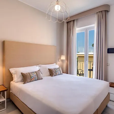 Florida Szálloda 3*