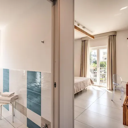 Szálloda Florida 3*